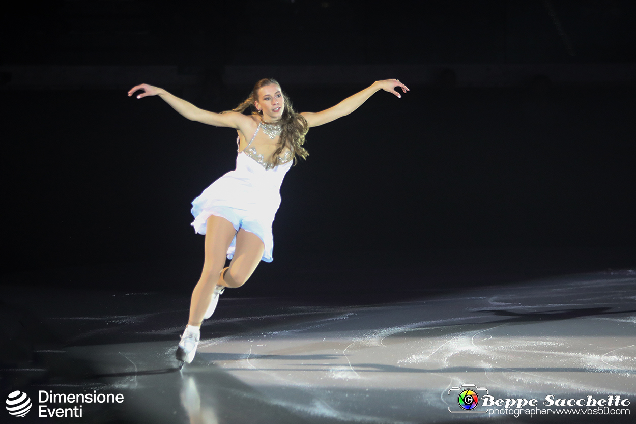 VBS_1474 - Monet on ice.jpg